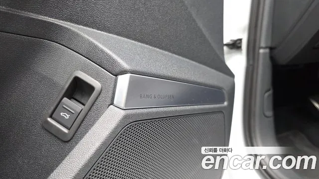 Audi RS3 2024 thumb 5