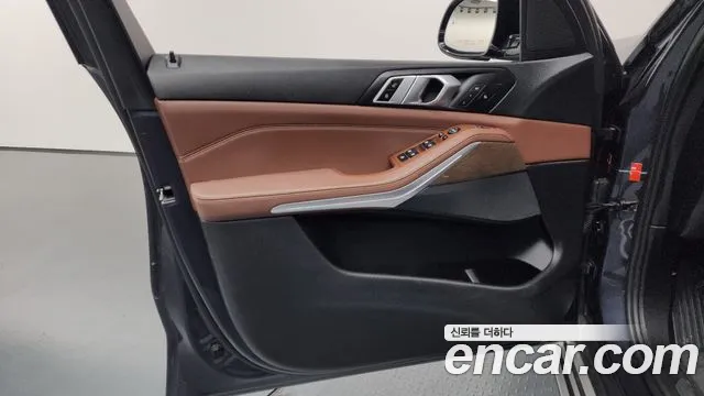 BMW X5 2019 thumb 3