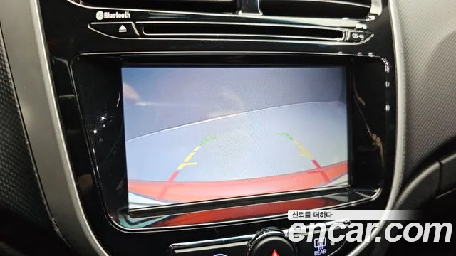 Hyundai Accent 2013 thumb 8
