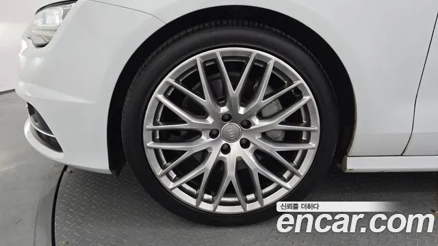 Audi A7 2015 thumb 6
