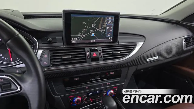 Audi A7 2015 thumb 9