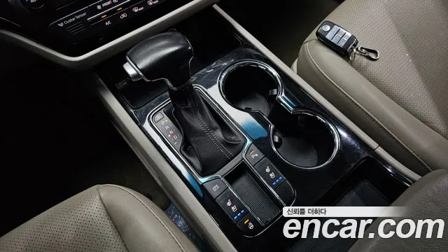 Kia Carnival 2019 thumb 3