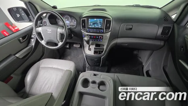 Hyundai Staria 2018 thumb 4