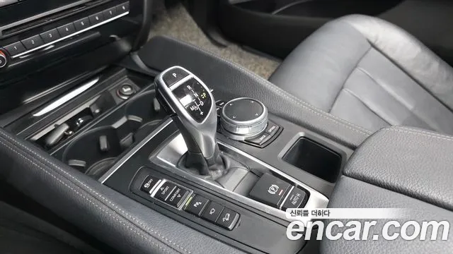 BMW X6 2017 thumb 9