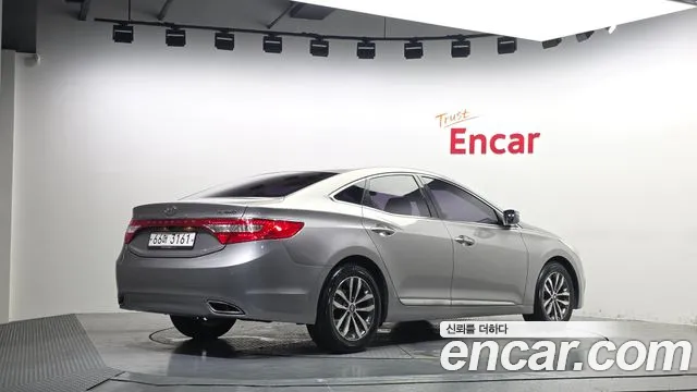 Hyundai Grandeur 2011 thumb 6