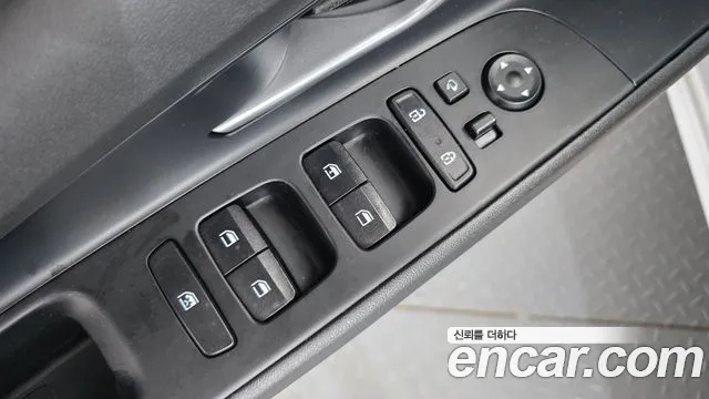 Hyundai Elantra 2021 thumb 7