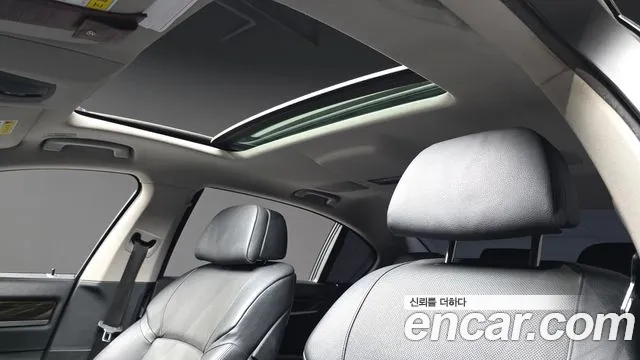 BMW 7 серии 2011 thumb 3