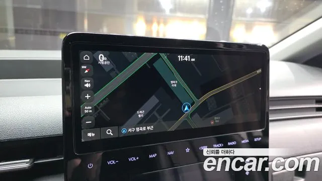 Hyundai Staria 2024 thumb 9