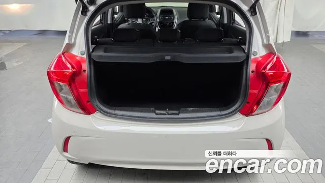 Chevrolet Spark 2017 thumb 4