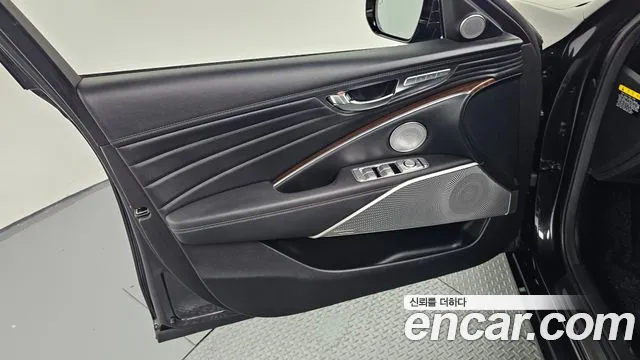Kia K9 2019 thumb 6