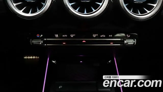 Mercedes-Benz GLB 2021 thumb 8