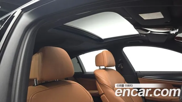 BMW 5 серии 2022 thumb 8