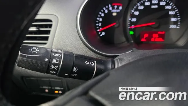 Kia Morning 2015 thumb 7