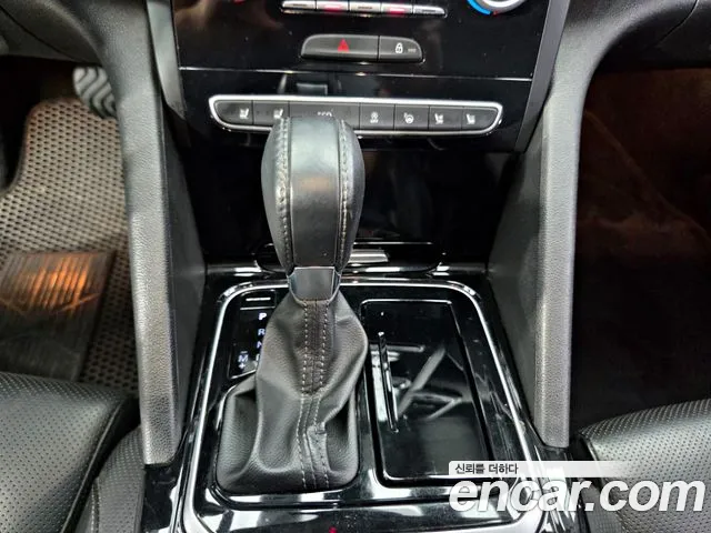 Renault SM6 2017 thumb 5