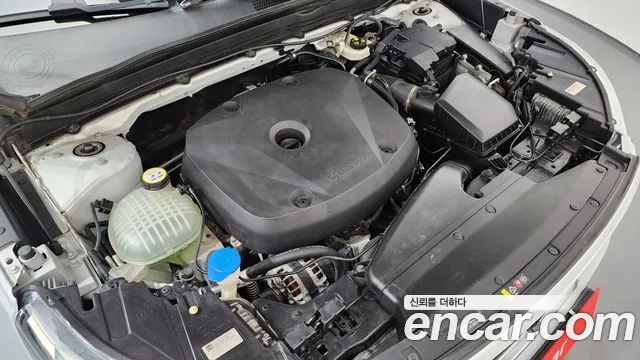 Volvo XC40 2019 thumb 12