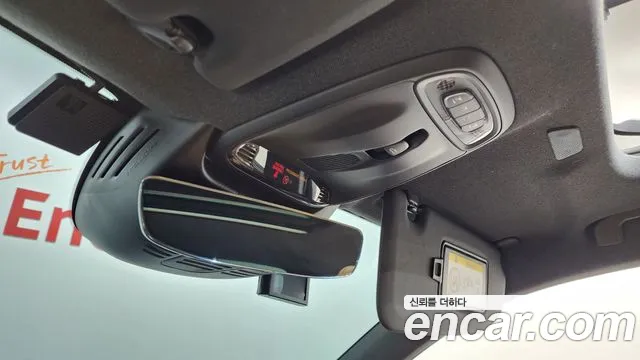 Volvo XC40 2019 thumb 9