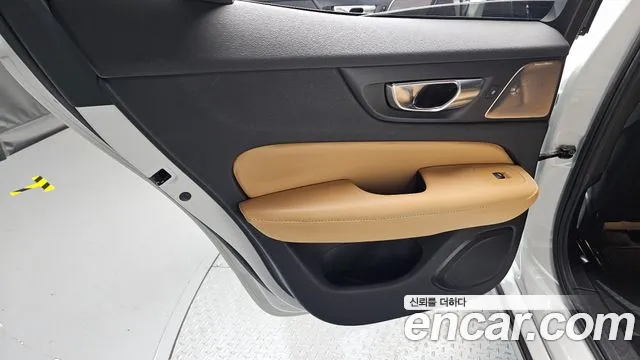 Volvo S60 2021 thumb 2