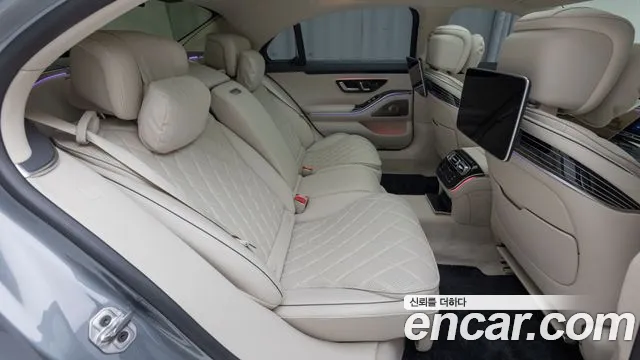 Mercedes-Benz S-Class 2025 thumb 5
