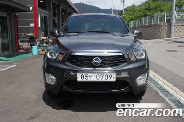 KGM KORANDO 2017 thumb 4