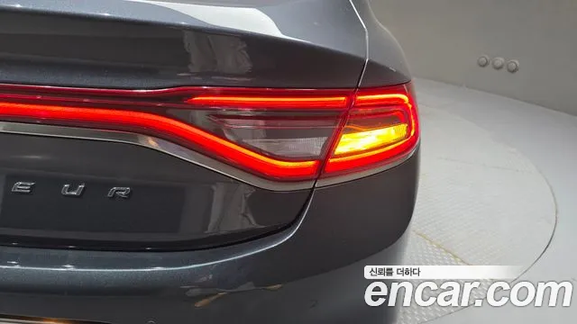 Hyundai Grandeur 2017 thumb 12