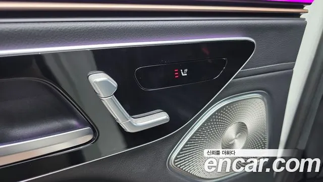 Mercedes-Benz EQS 2023 thumb 8