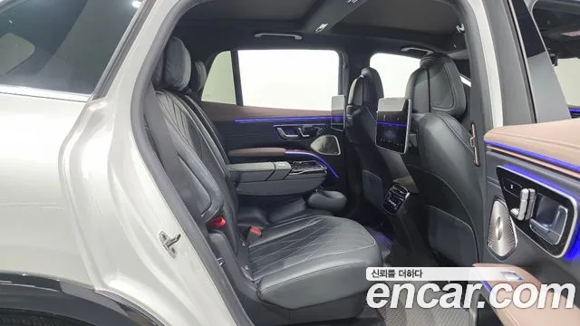 Mercedes-Benz EQS 2023 thumb 10