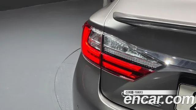 Lexus ES 300h 2018 thumb 11