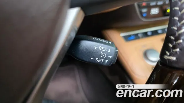 Lexus ES 300h 2018 thumb 12