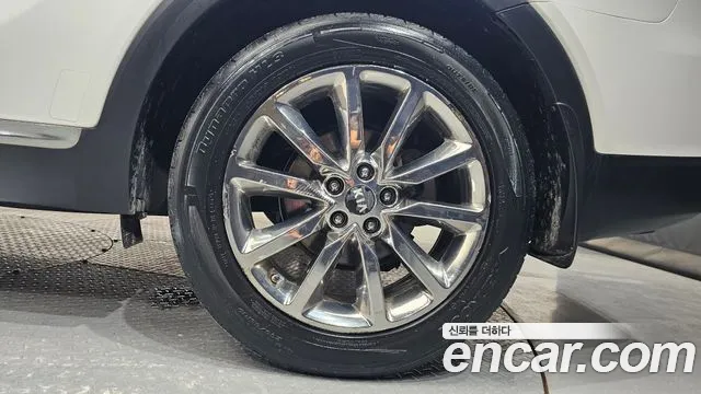 Kia Sorento 2016 thumb 8