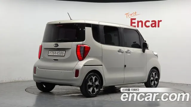 Kia Ray 2013 thumb 7