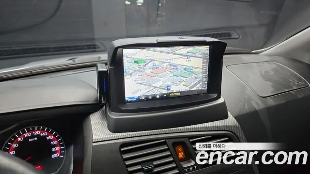 KG_Mobility_Ssangyong KORANDO 2015 thumb 12