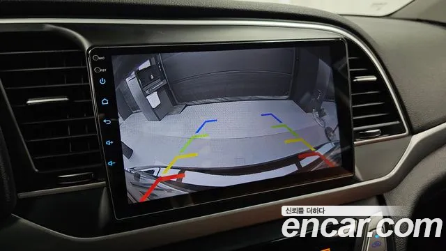 Hyundai AD 2016 thumb 11