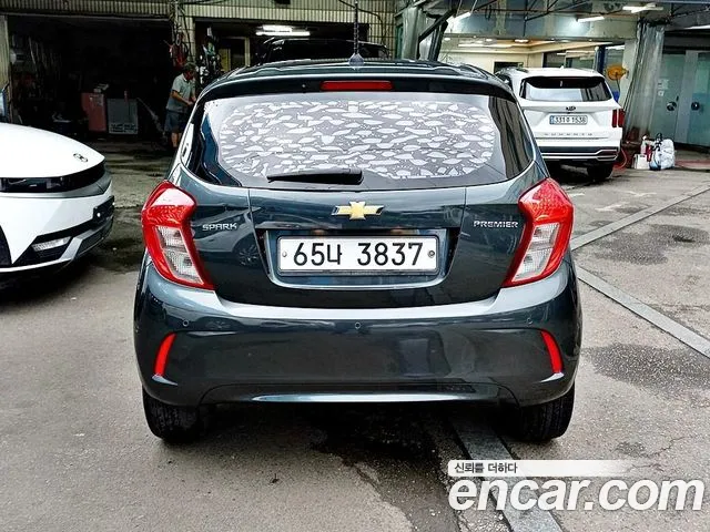 Chevrolet Spark 2018 thumb 12