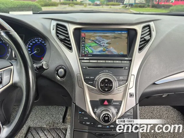 Hyundai Grandeur 2014 thumb 4