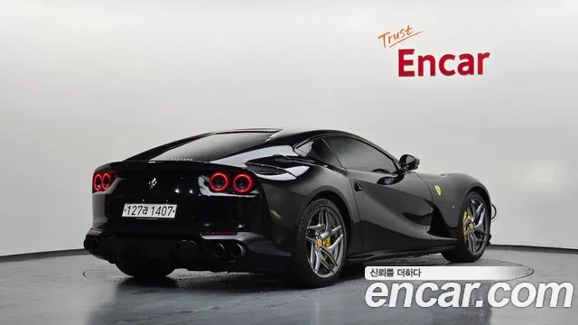 Ferrari 812 2020 thumb 12