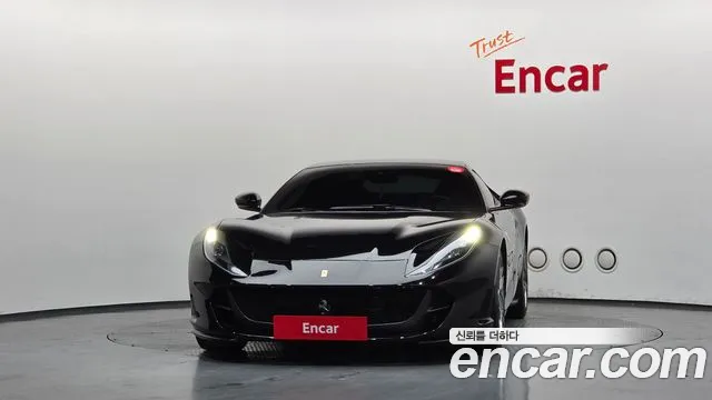 Ferrari 812 2020 thumb 6
