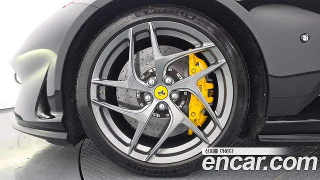 Ferrari 812 2020 thumb 3
