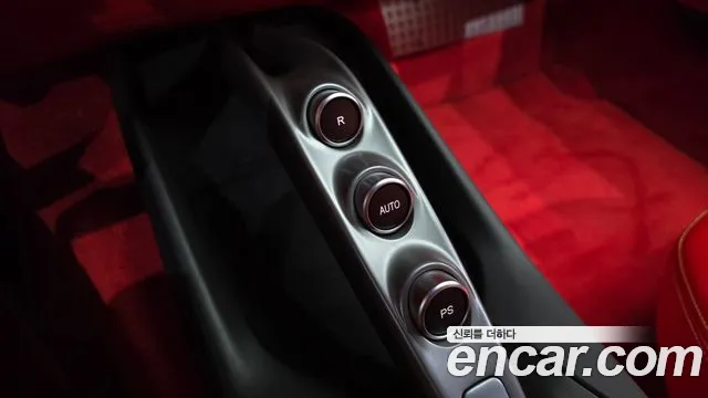 Ferrari 812 2020 thumb 8