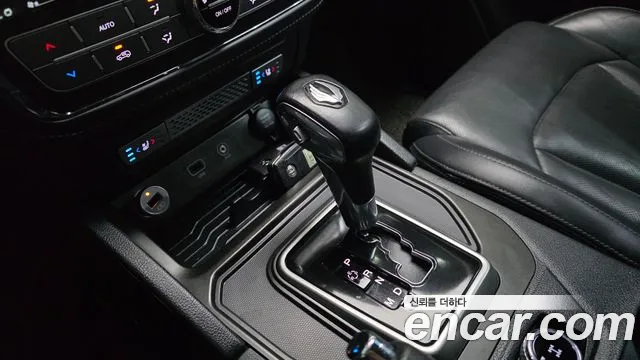 KG_Mobility_Ssangyong Rexton 2019 thumb 11