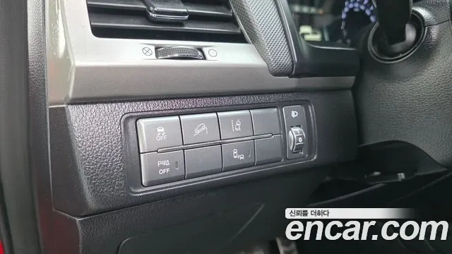 KG_Mobility_Ssangyong Rexton 2019 thumb 2