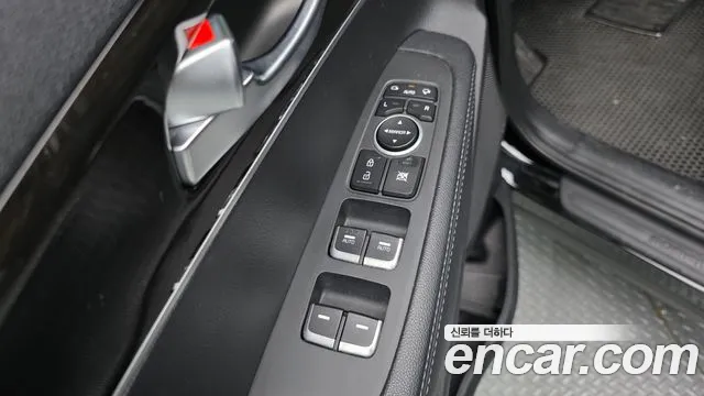 Kia Sorento 2017 thumb 9