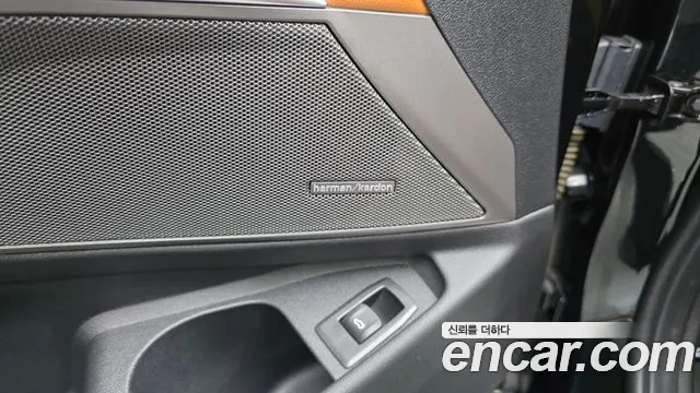 BMW 3 серии 2023 thumb 9