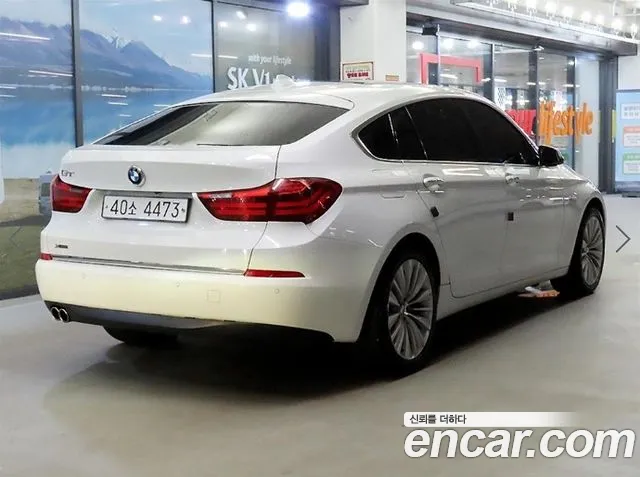 BMW 5 серии Gran Turismo 2014 thumb 11
