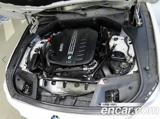 BMW 5 серии Gran Turismo 2014 thumb 10