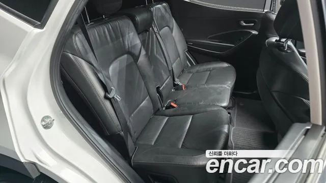 Hyundai Santa Fe 2015 thumb 11