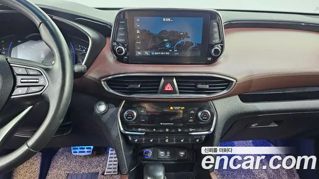 Hyundai Santa Fe 2019 thumb 3