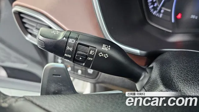 Hyundai Santa Fe 2019 thumb 6