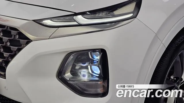 Hyundai Santa Fe 2019 thumb 12