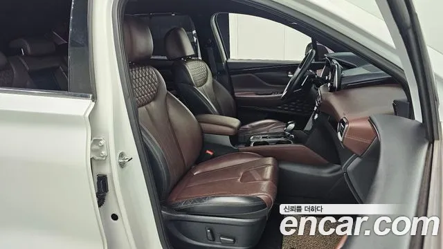 Hyundai Santa Fe 2019 thumb 4