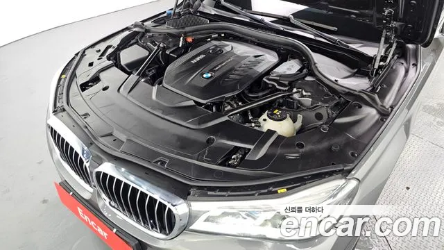 BMW 7 серии 2016 thumb 11